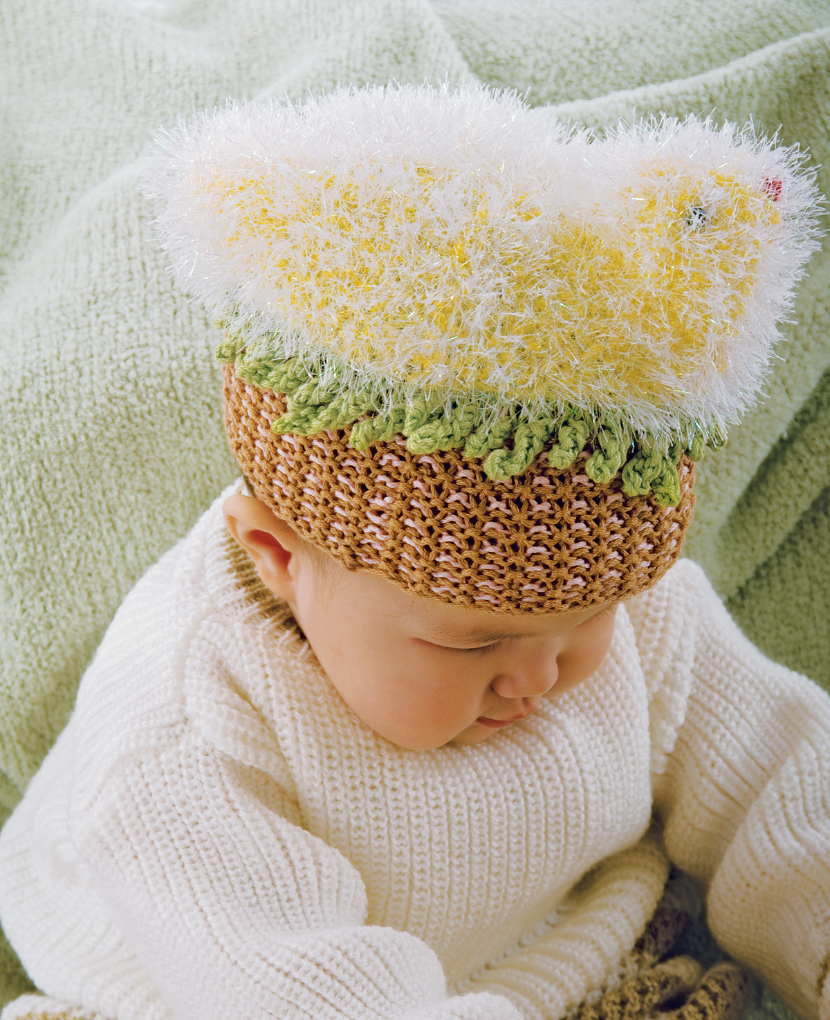 Knitted Chicken Hat Pattern for Baby – Mother Earth News